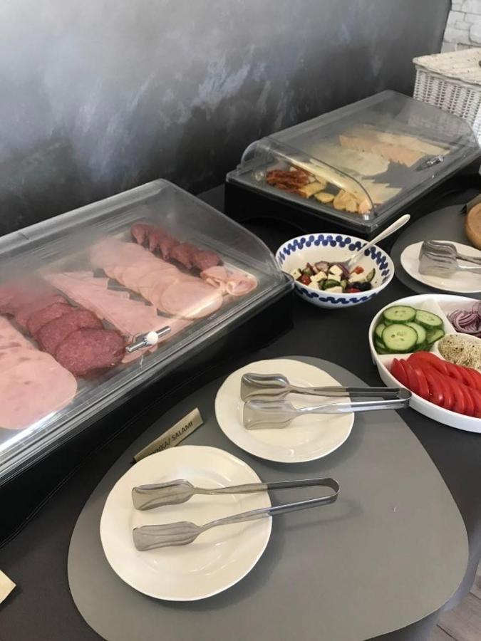 Hotel Astra Tajemniczy Ogrod 波兹南 外观 照片